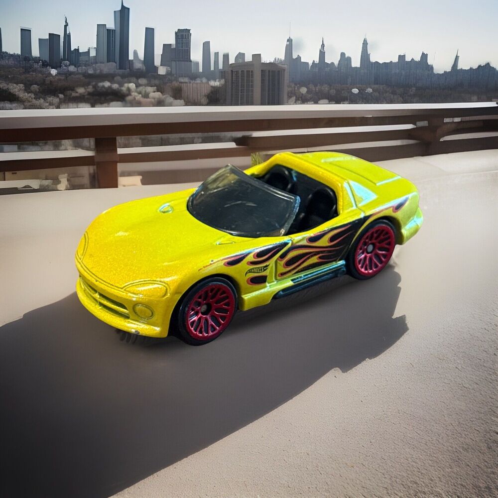 Hot Wheels Dodge Viper RT/10 Convertible Car Yellow HW FLAMES Mattel 2016 Loose